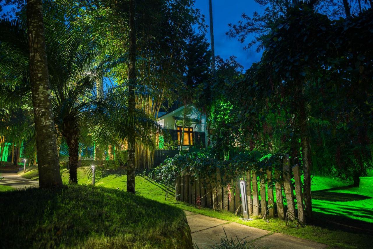 The Woods Resorts Wayanad Sultan Bathery Exterior foto